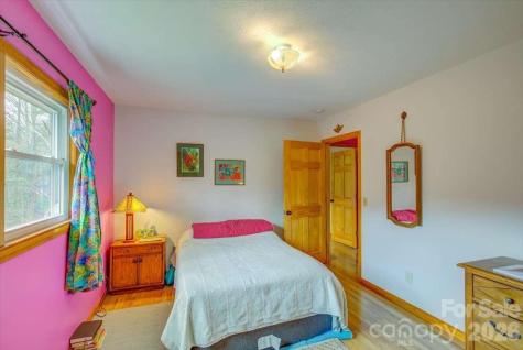 972 Harper Road Hendersonville NC 28792