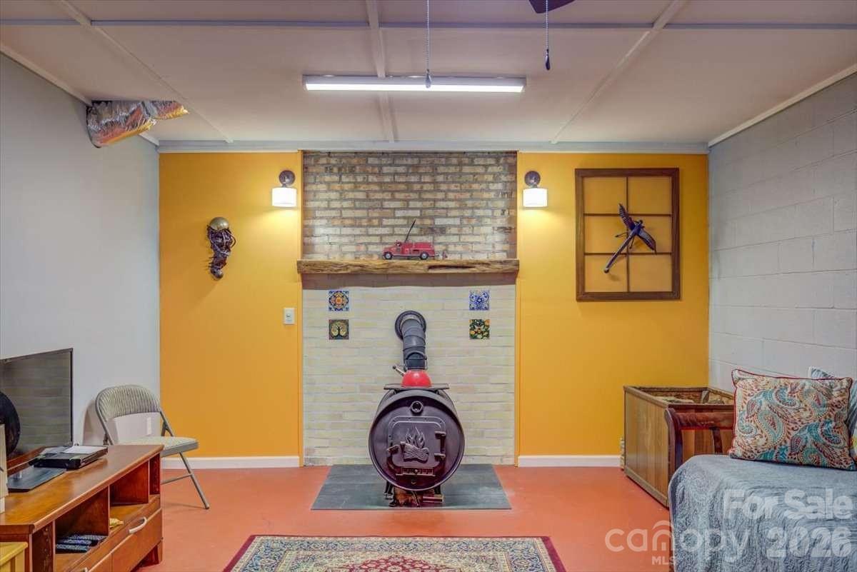 972 Harper Road Hendersonville NC 28792