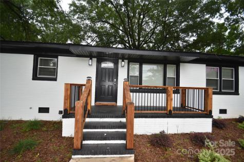 706 Mcintyre Street Monroe NC 28110