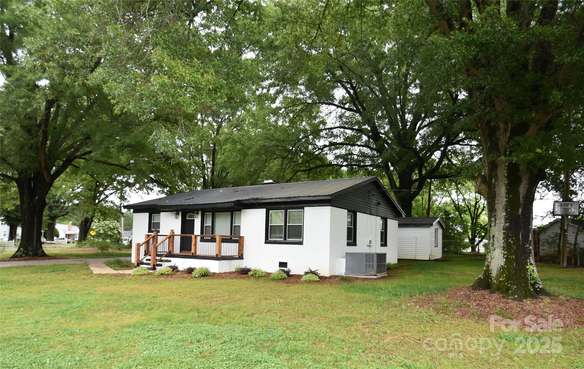 706 Mcintyre Street Monroe NC 28110