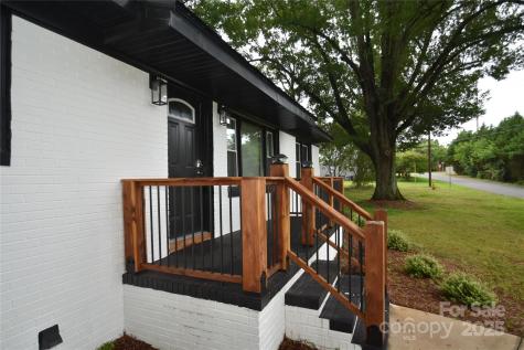 706 Mcintyre Street Monroe NC 28110