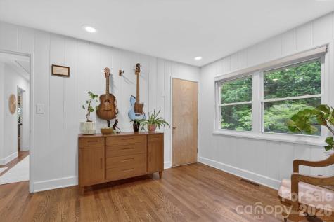 140 Dunbar Street Bryson City NC 28713