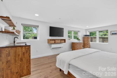 140 Dunbar Street Bryson City NC 28713
