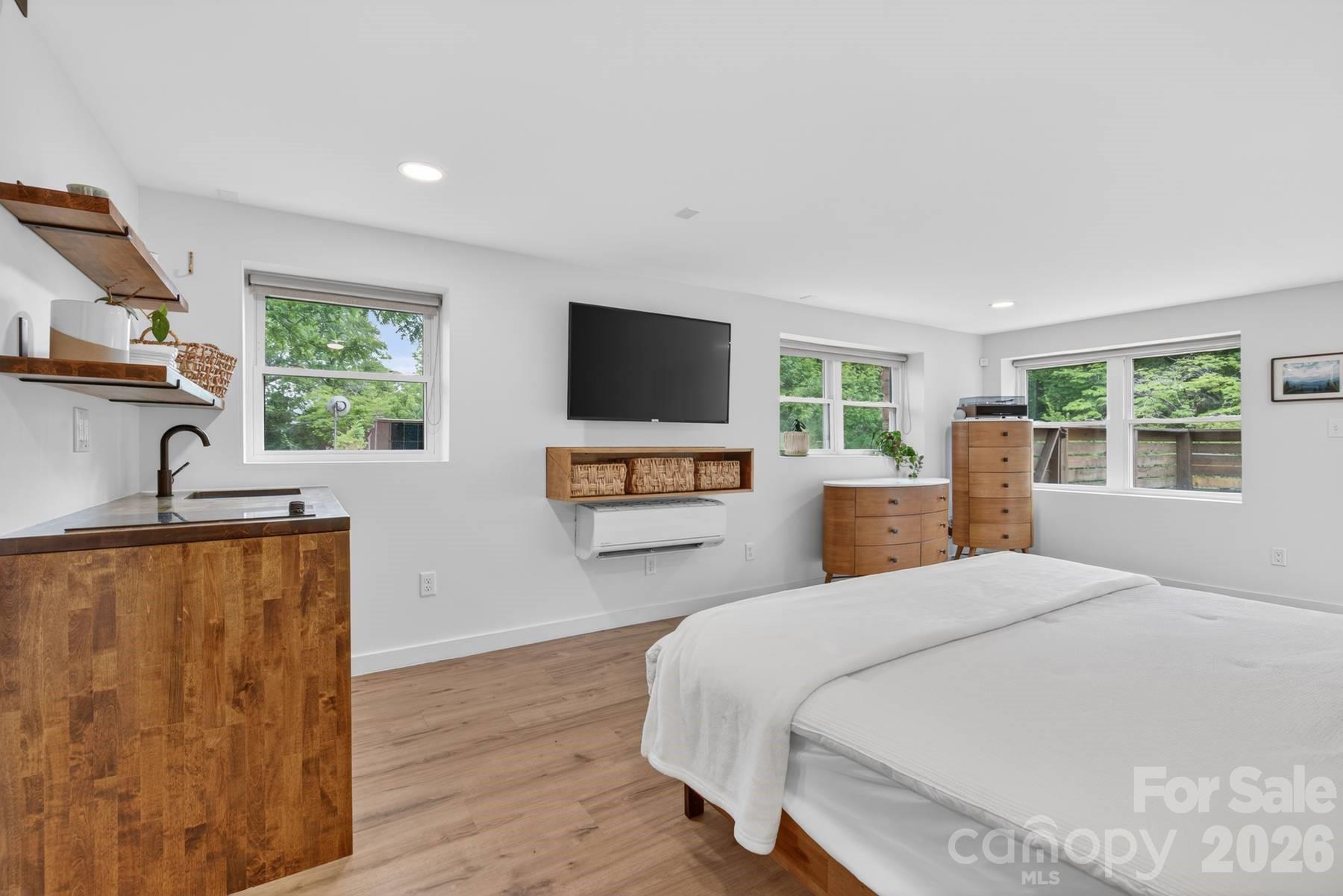 140 Dunbar Street Bryson City NC 28713