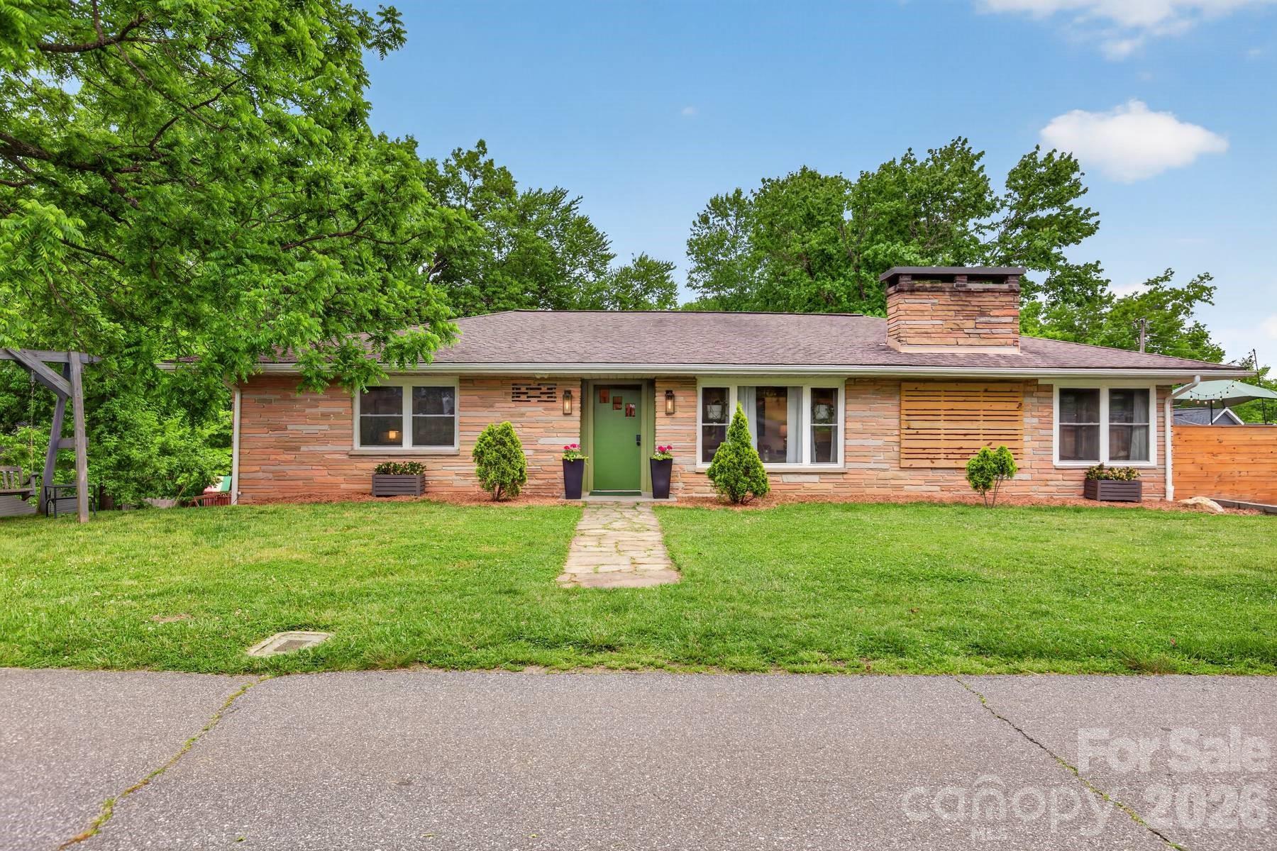 140 Dunbar Street Bryson City NC 28713