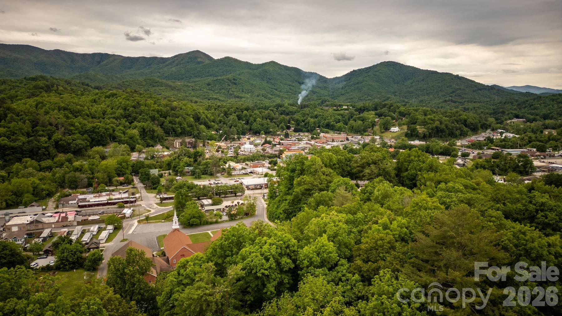 140 Dunbar Street Bryson City NC 28713