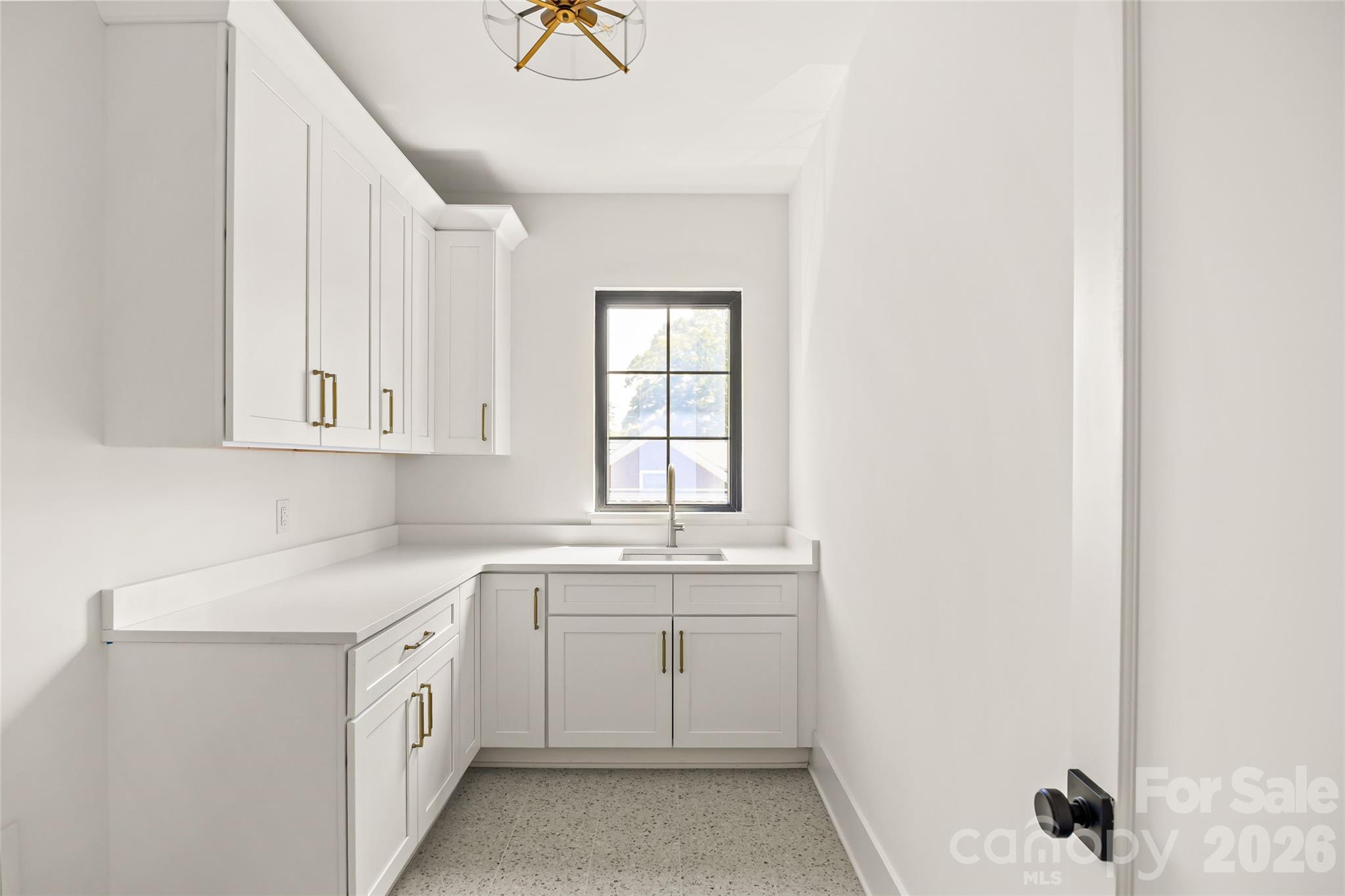 2005 Chatham Avenue Charlotte NC 28205