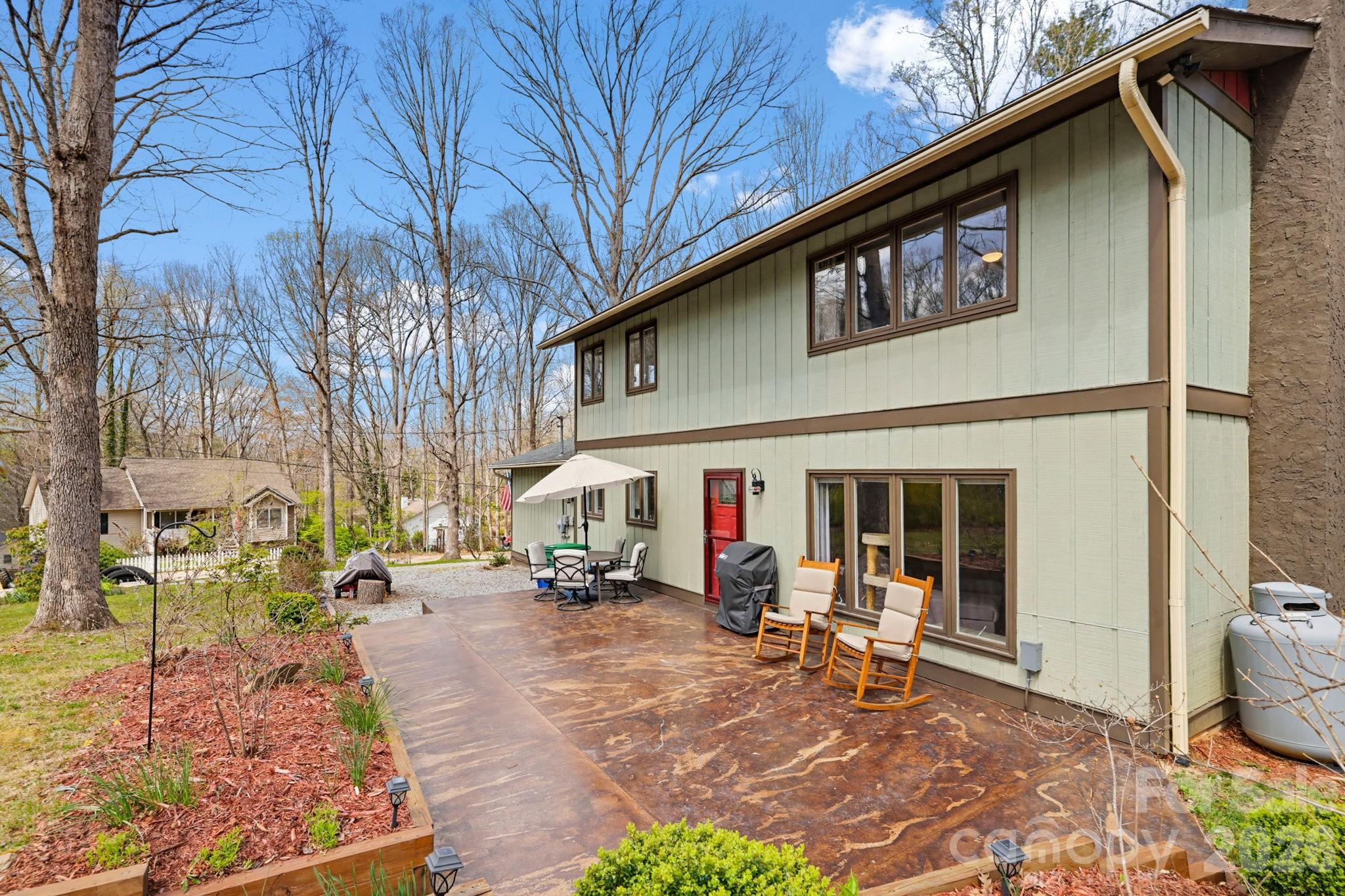 27 Spring Hill Circle Arden NC 28704
