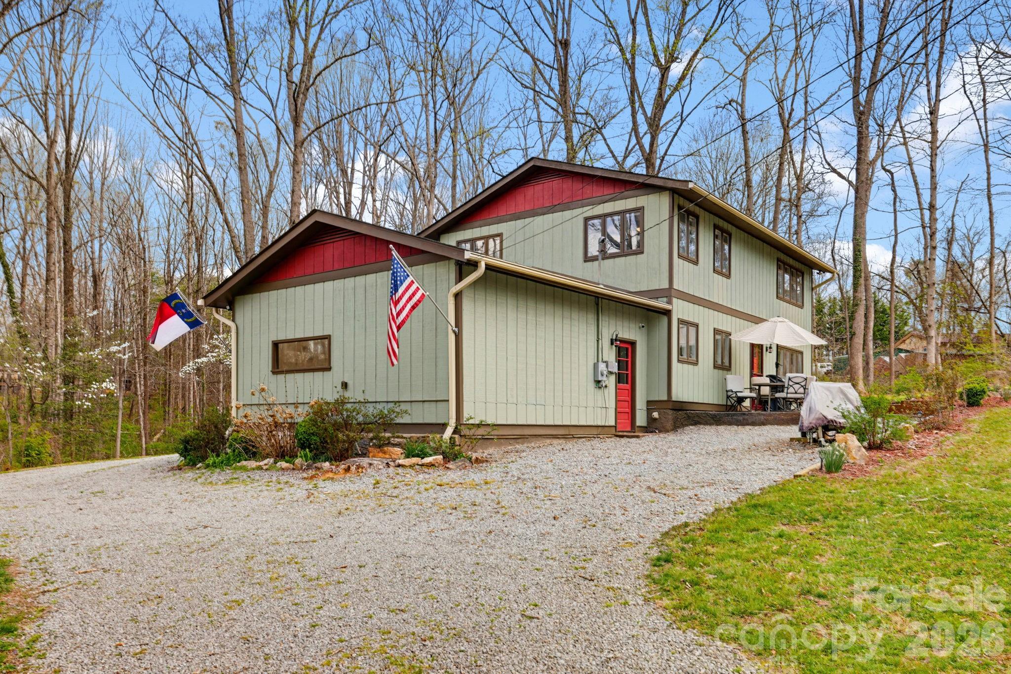 27 Spring Hill Circle Arden NC 28704