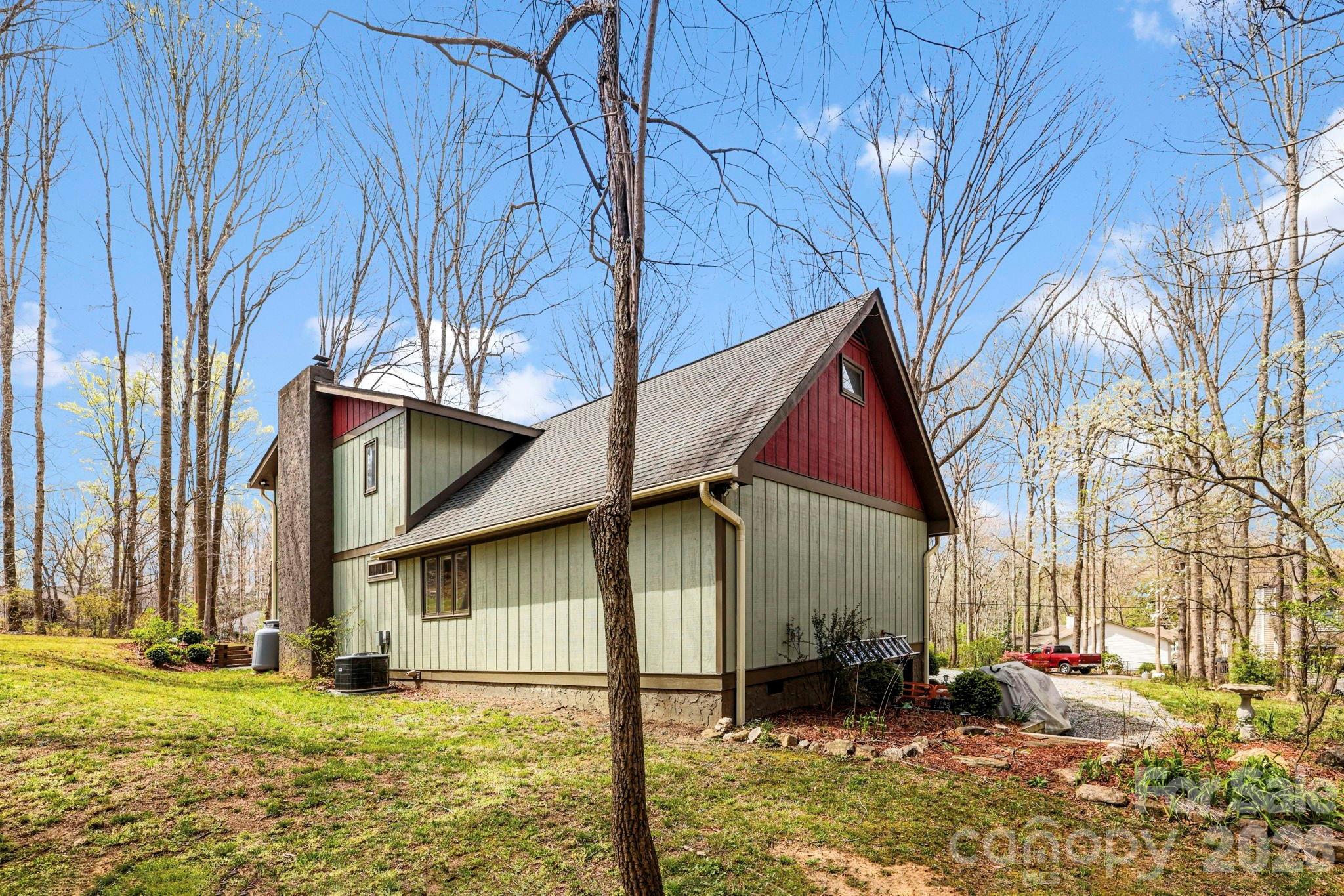27 Spring Hill Circle Arden NC 28704