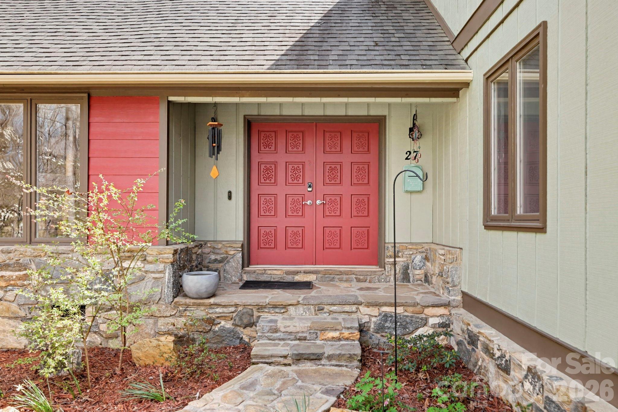 27 Spring Hill Circle Arden NC 28704