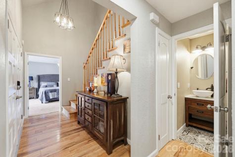 27 Spring Hill Circle Arden NC 28704