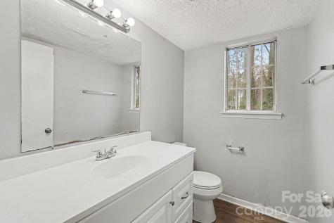 7139 Markway Drive Charlotte NC 28215