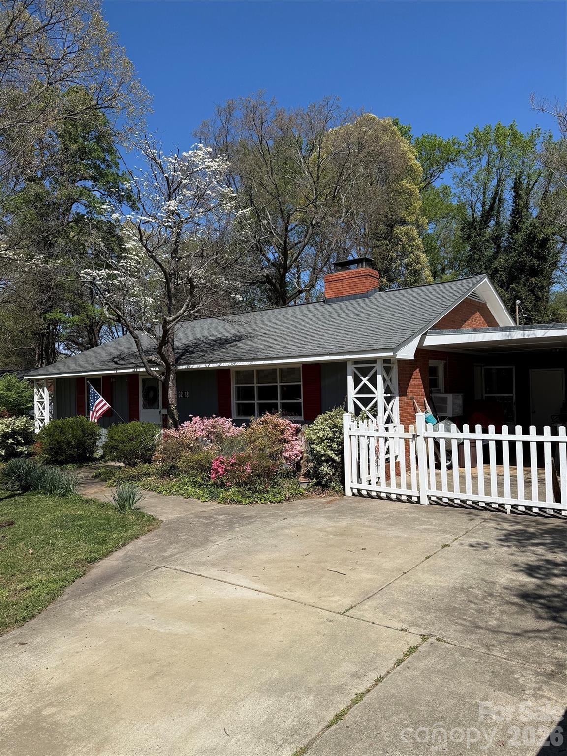 3218 Driftwood Drive Charlotte NC 28205