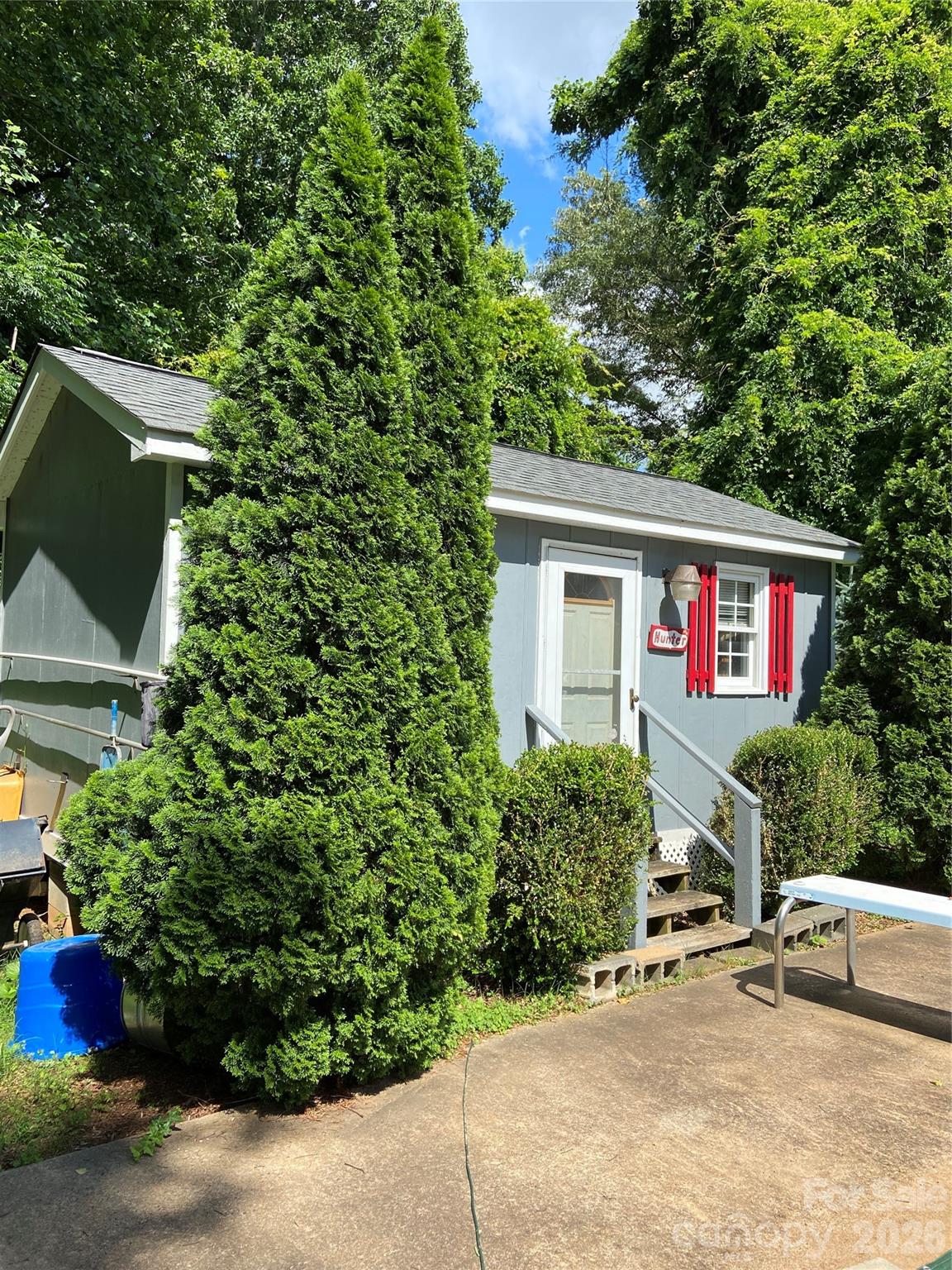 3218 Driftwood Drive Charlotte NC 28205