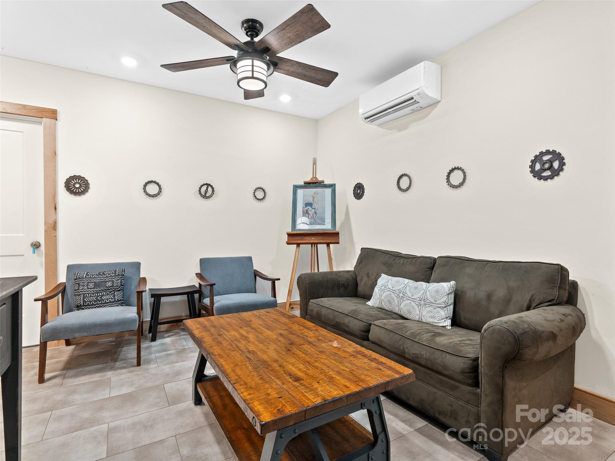 9 Reynolds Road Asheville NC 28806