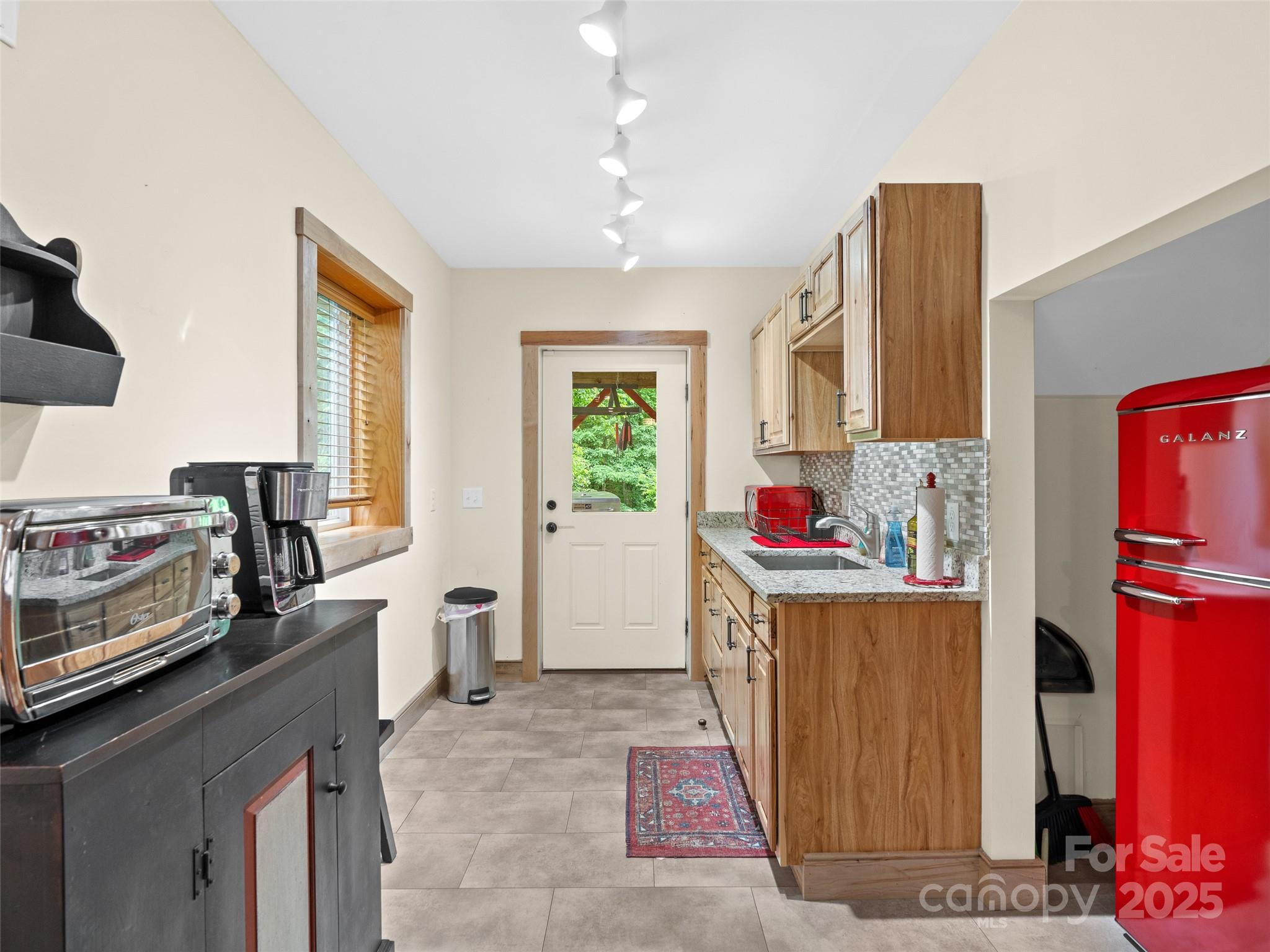 9 Reynolds Road Asheville NC 28806