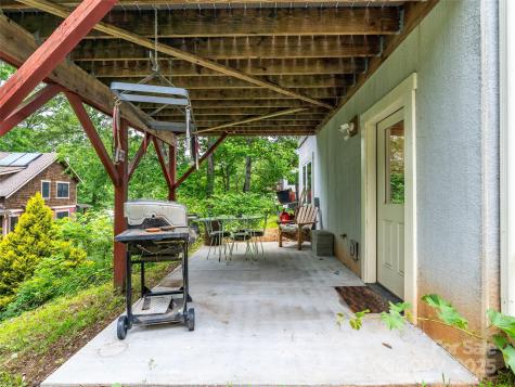 9 Reynolds Road Asheville NC 28806