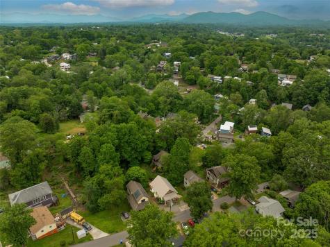 9 Reynolds Road Asheville NC 28806