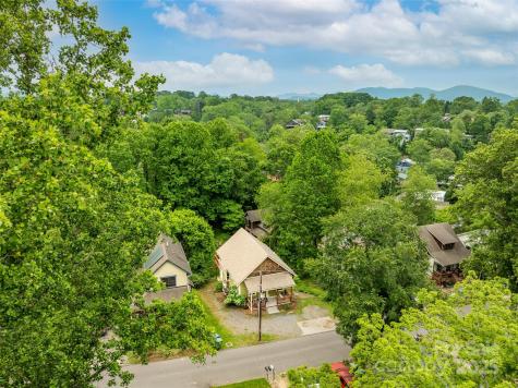 9 Reynolds Road Asheville NC 28806