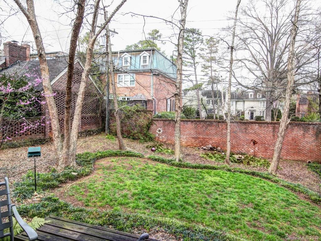 161 Huntley Place Charlotte NC 28207