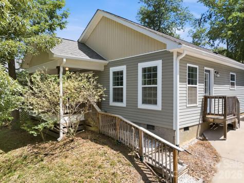 253 Brooklyn Lane Asheville NC 28803