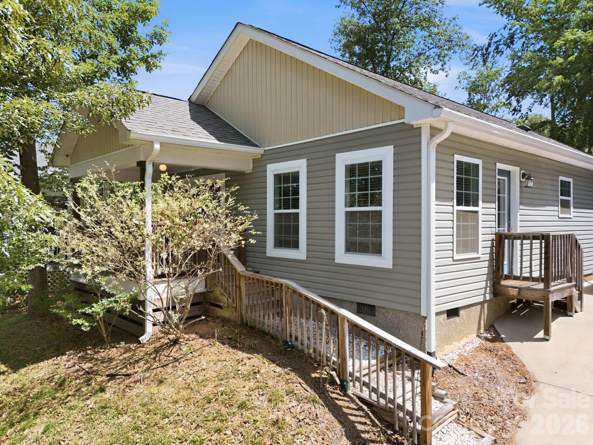 253 Brooklyn Lane Asheville NC 28803