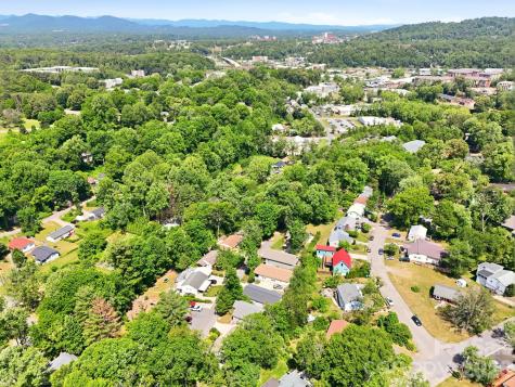 253 Brooklyn Lane Asheville NC 28803
