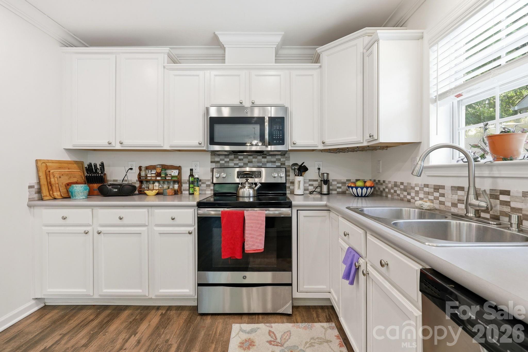 253 Brooklyn Lane Asheville NC 28803