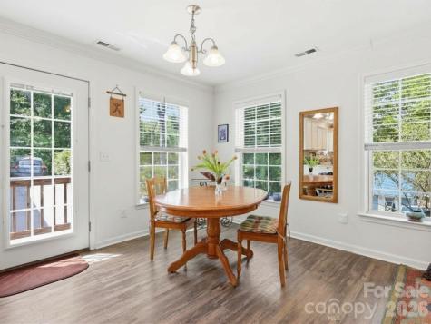 253 Brooklyn Lane Asheville NC 28803