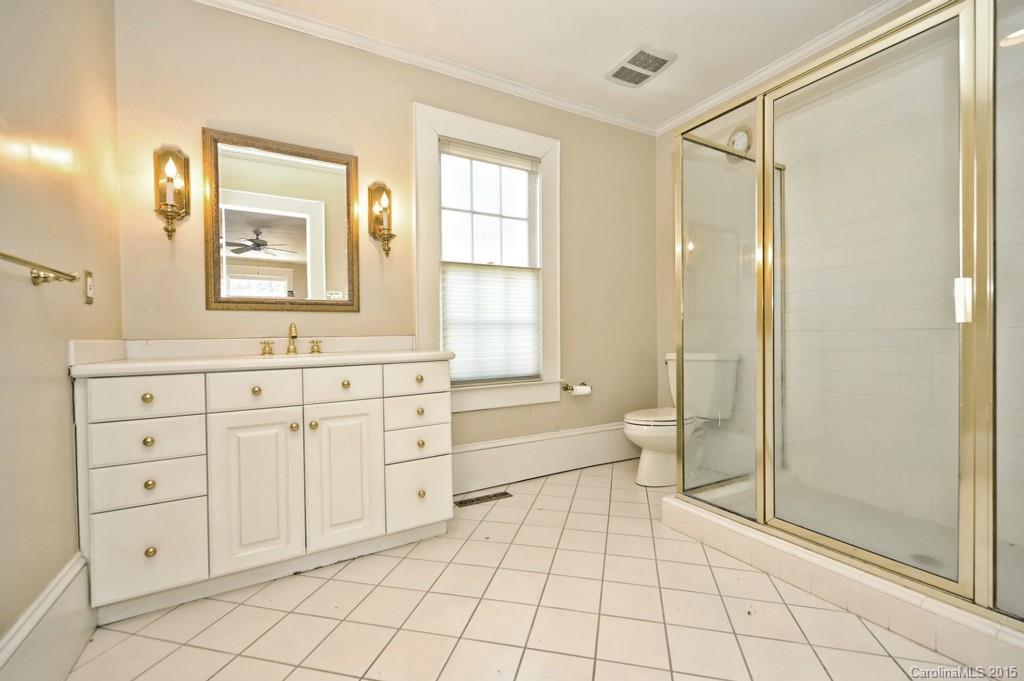 2021 Dartmouth Place Charlotte NC 28207