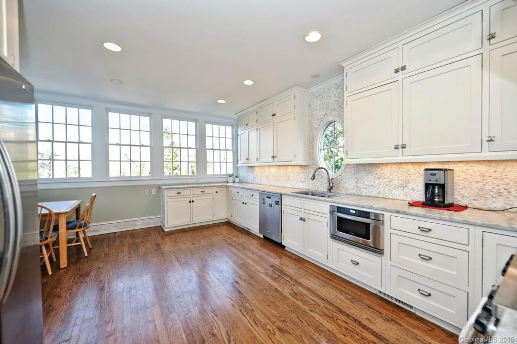 2021 Dartmouth Place Charlotte NC 28207