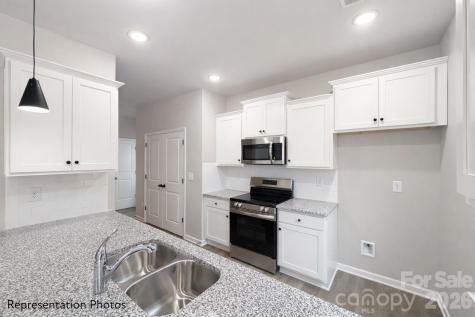 3718 Sally Lane Charlotte NC 28227