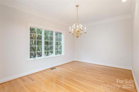 29 Bideford Row Asheville NC 28803