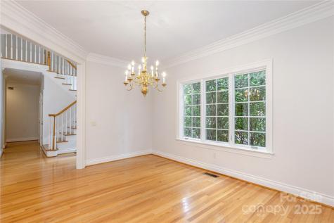 29 Bideford Row Asheville NC 28803