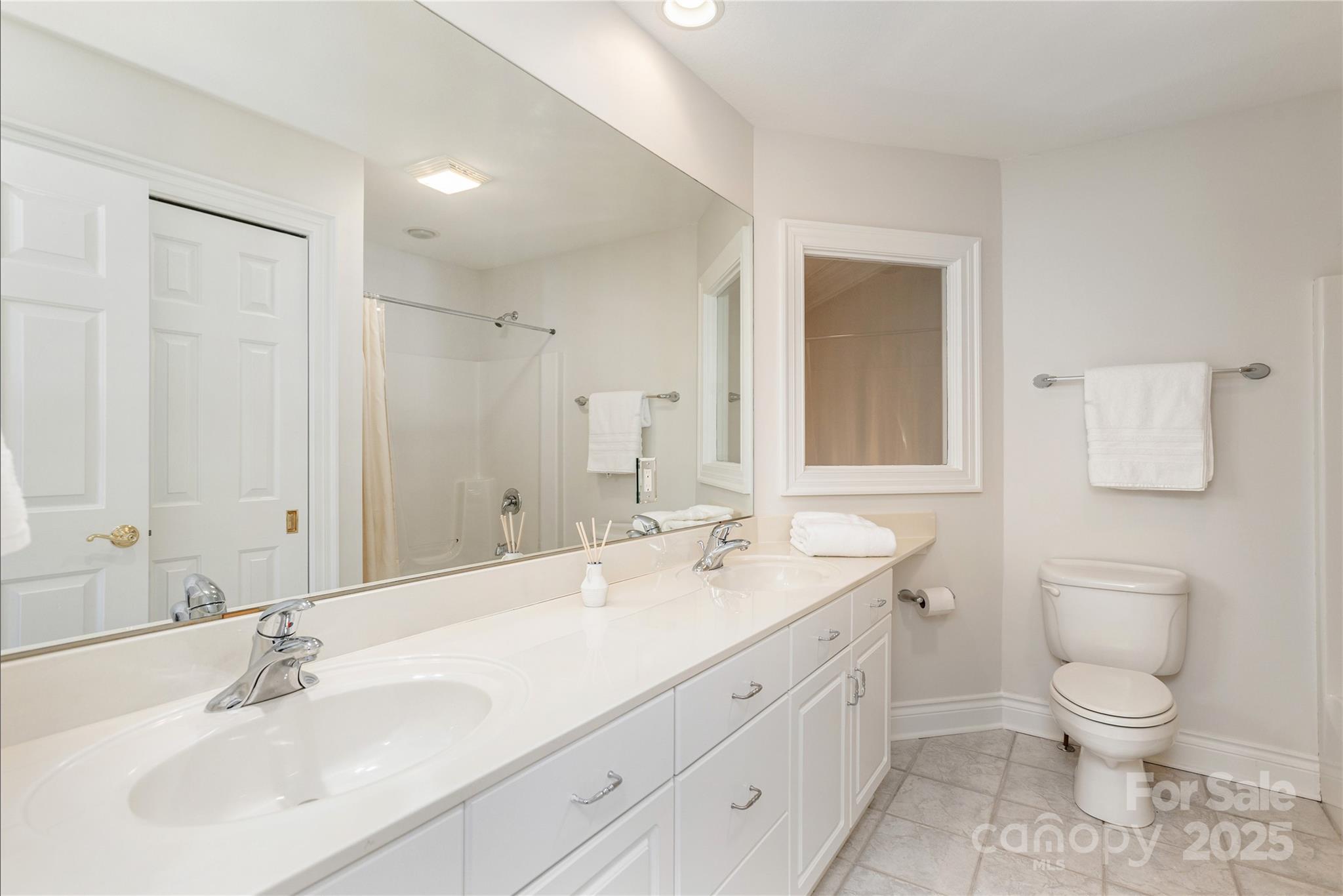 29 Bideford Row Asheville NC 28803