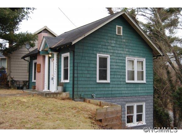 205 Courtland Place Asheville NC 28801