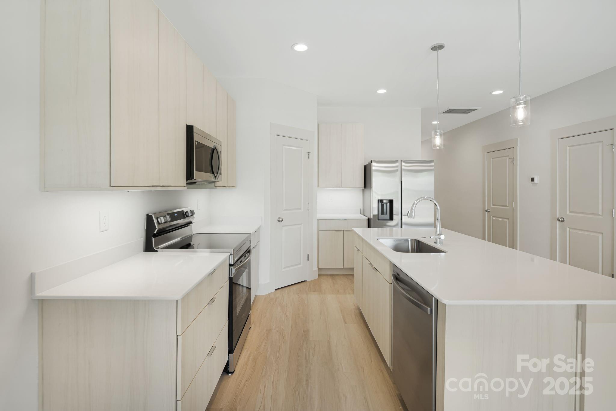 7 Bolton Street Asheville NC 28806