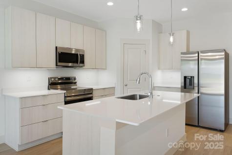 7 Bolton Street Asheville NC 28806