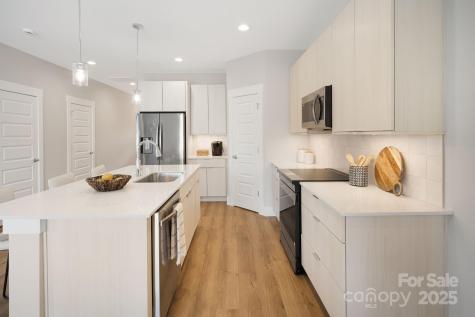 7 Bolton Street Asheville NC 28806