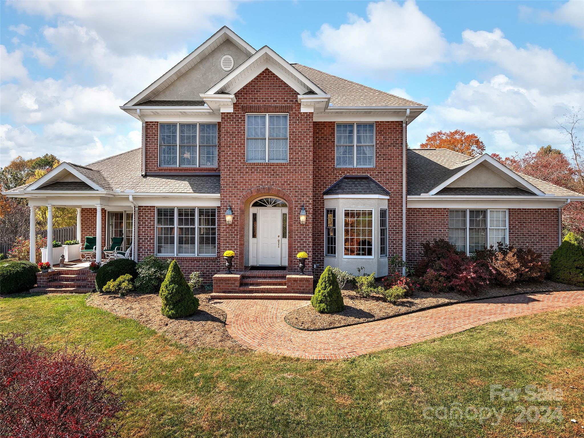 3 Lakeway Circle Weaverville NC 28787