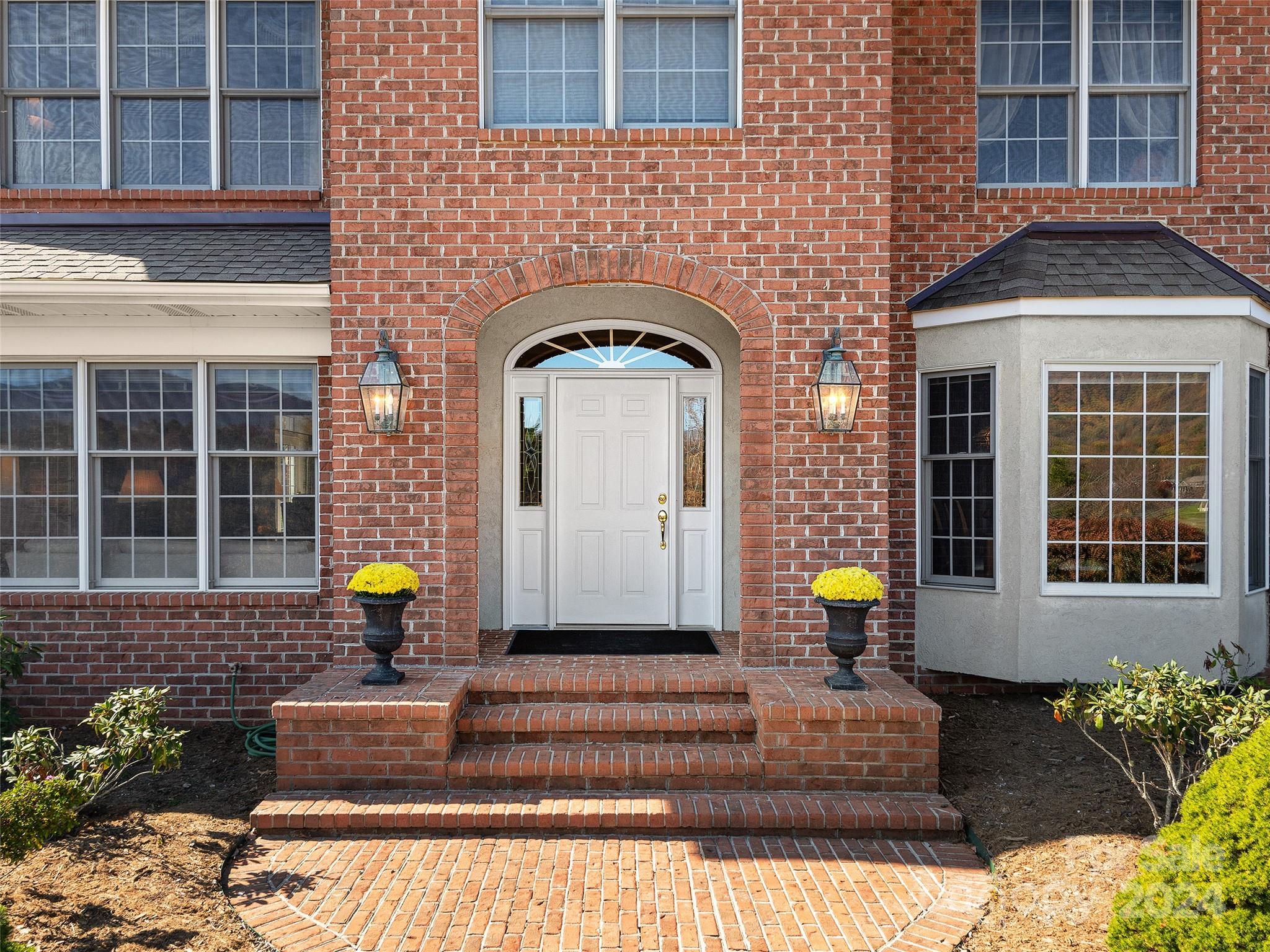 3 Lakeway Circle Weaverville NC 28787