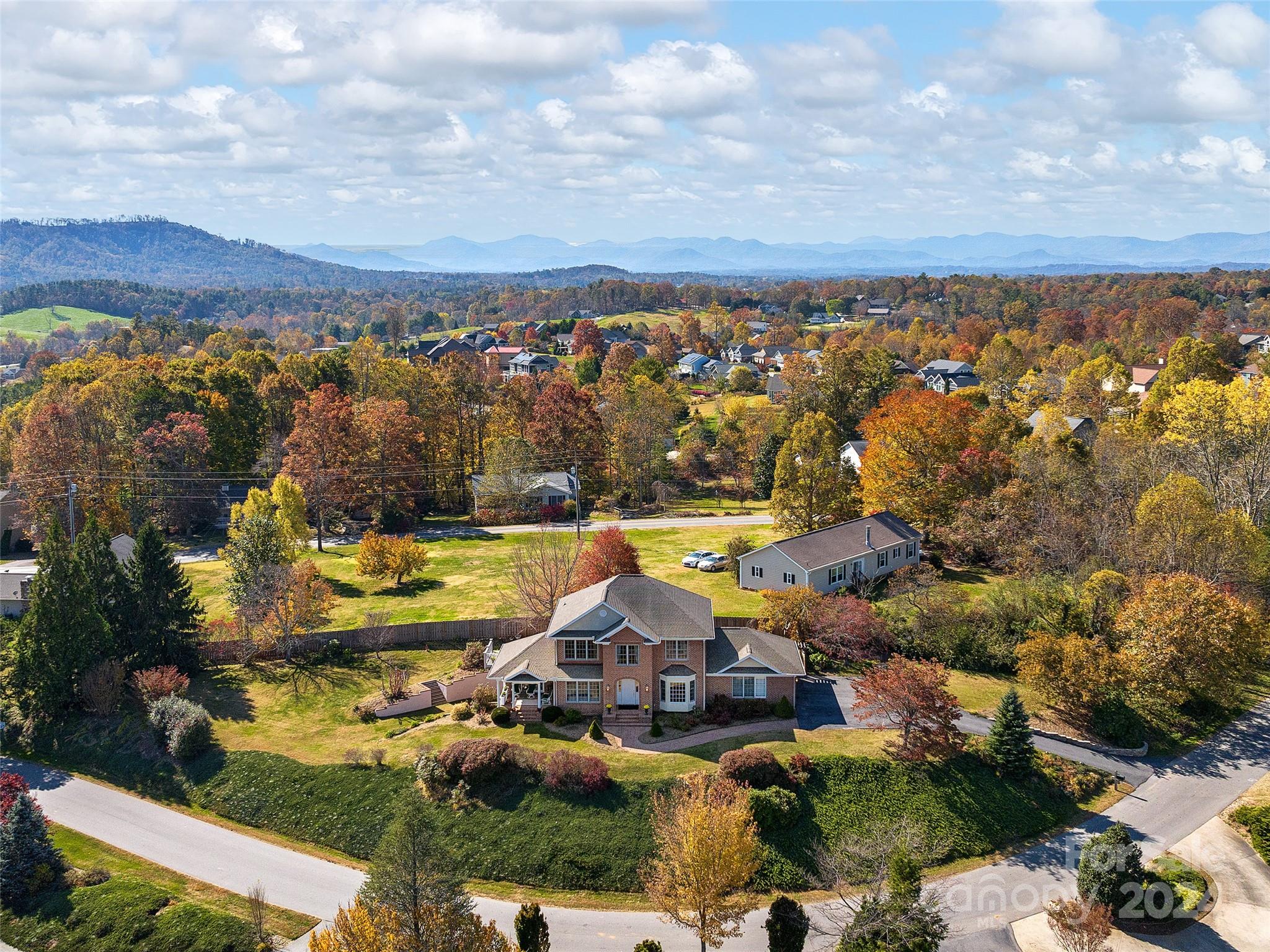 3 Lakeway Circle Weaverville NC 28787