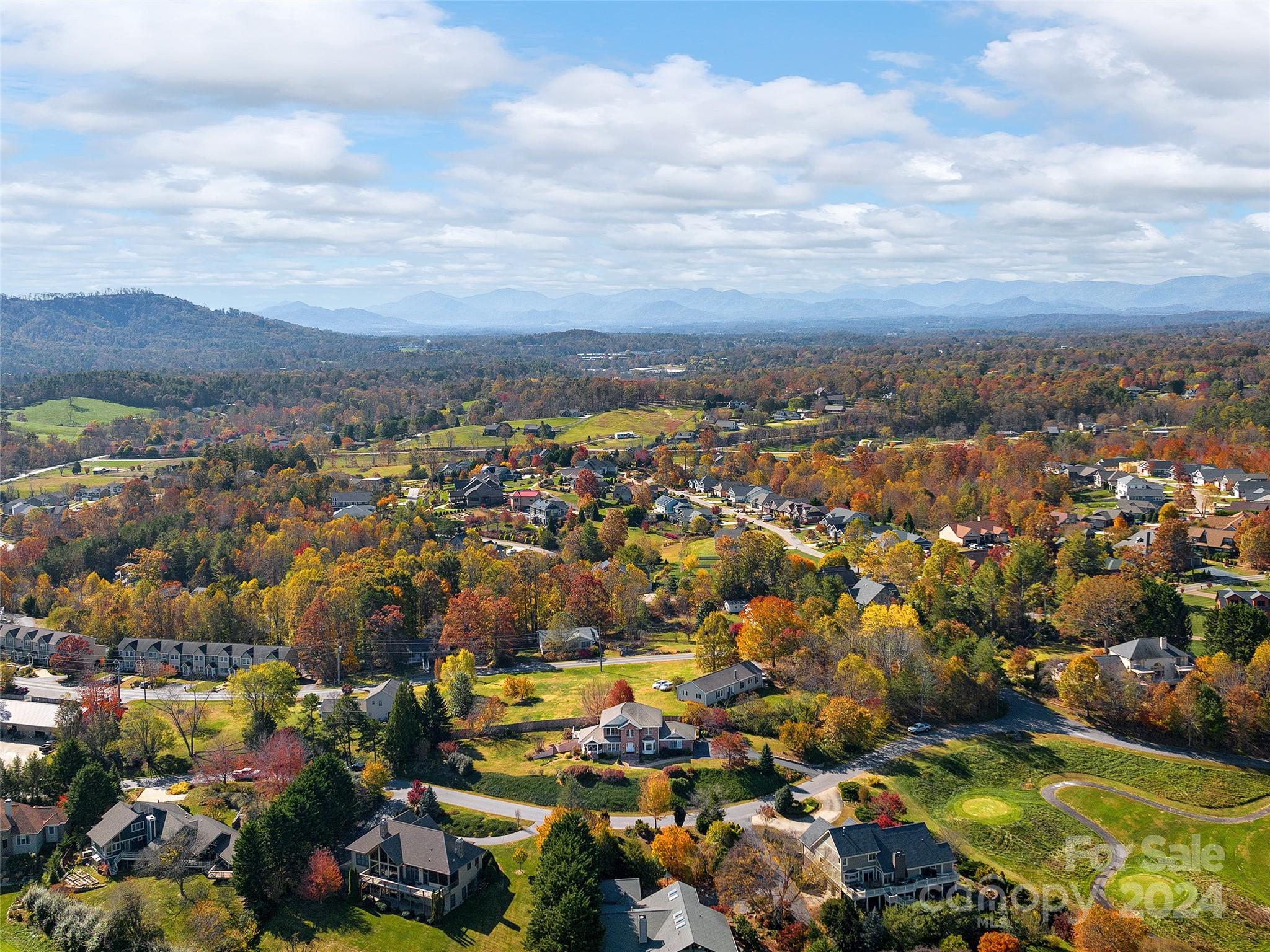 3 Lakeway Circle Weaverville NC 28787