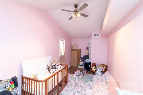 1137 Saunders Road Franklin NC 28734