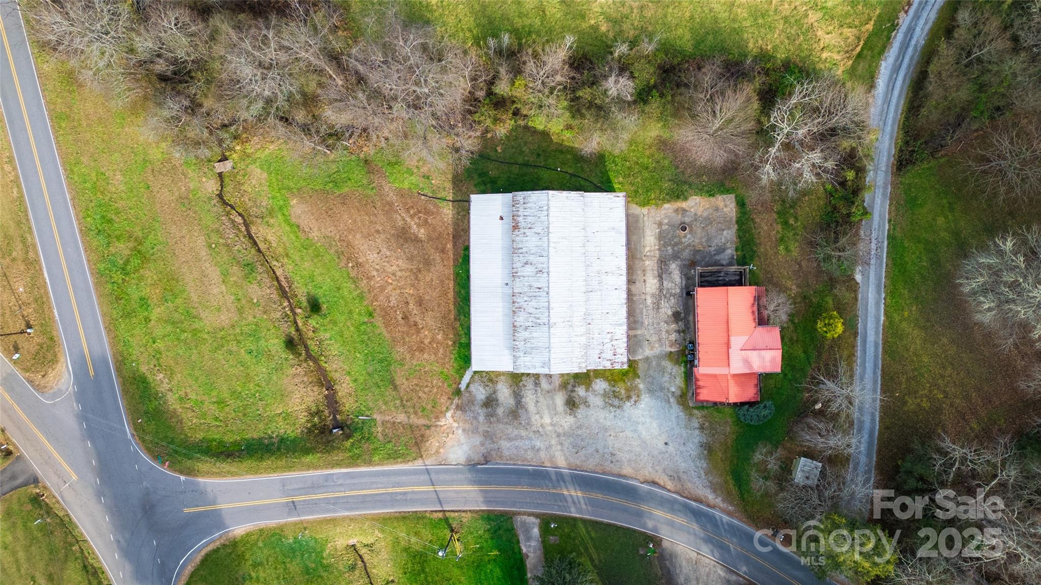 1137 Saunders Road Franklin NC 28734