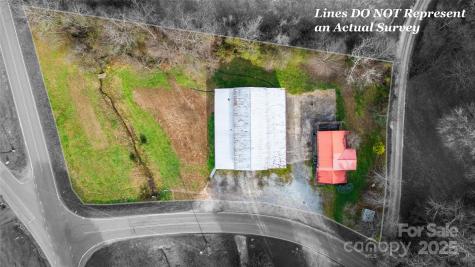 1137 Saunders Road Franklin NC 28734