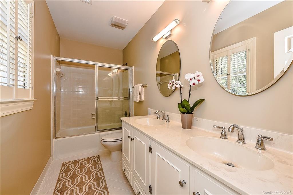 3021 Ingelow Lane Charlotte NC 28226