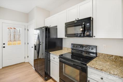 11 Byrdcliffe Lane Asheville NC 28805