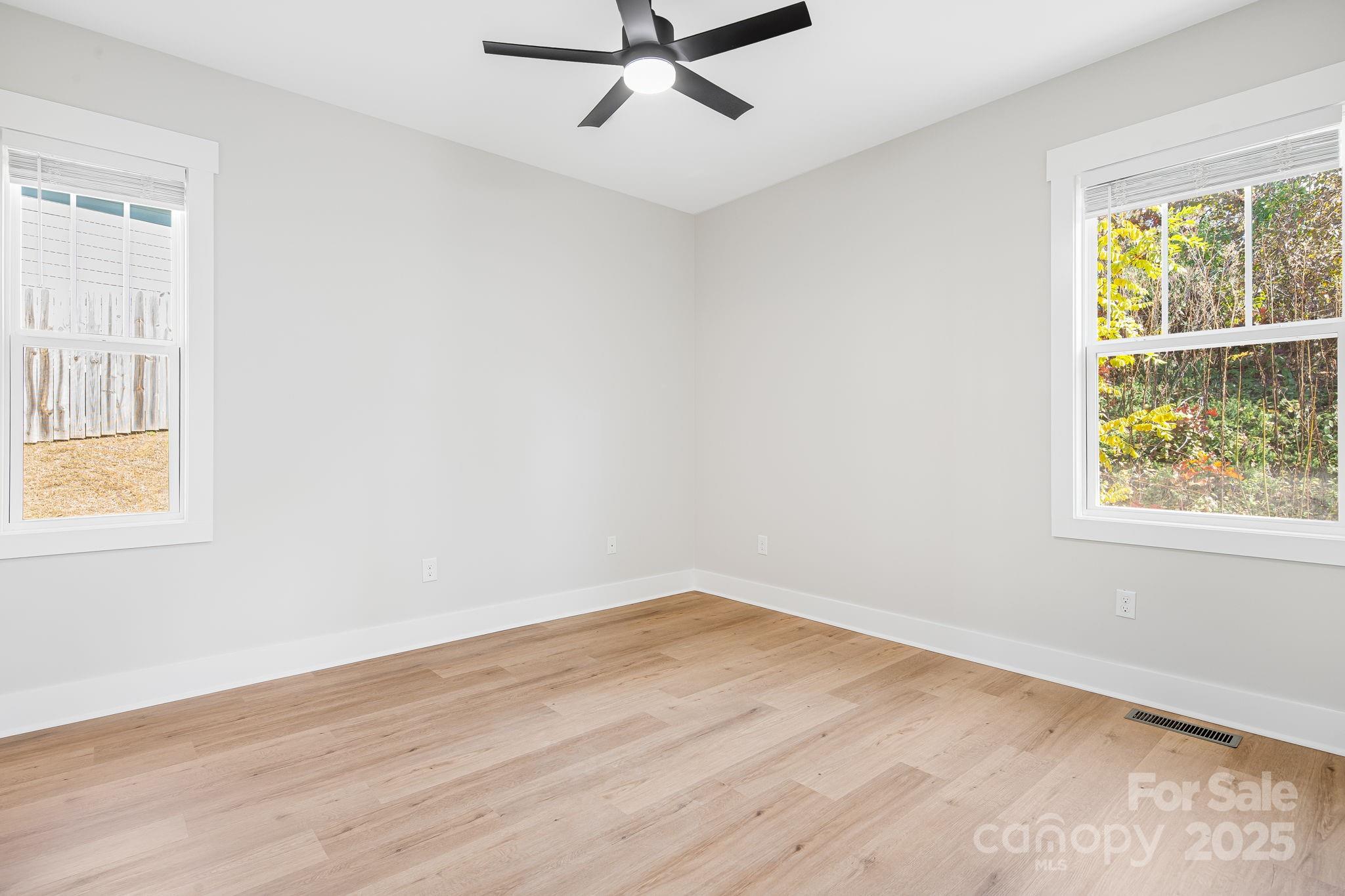 11 Byrdcliffe Lane Asheville NC 28805